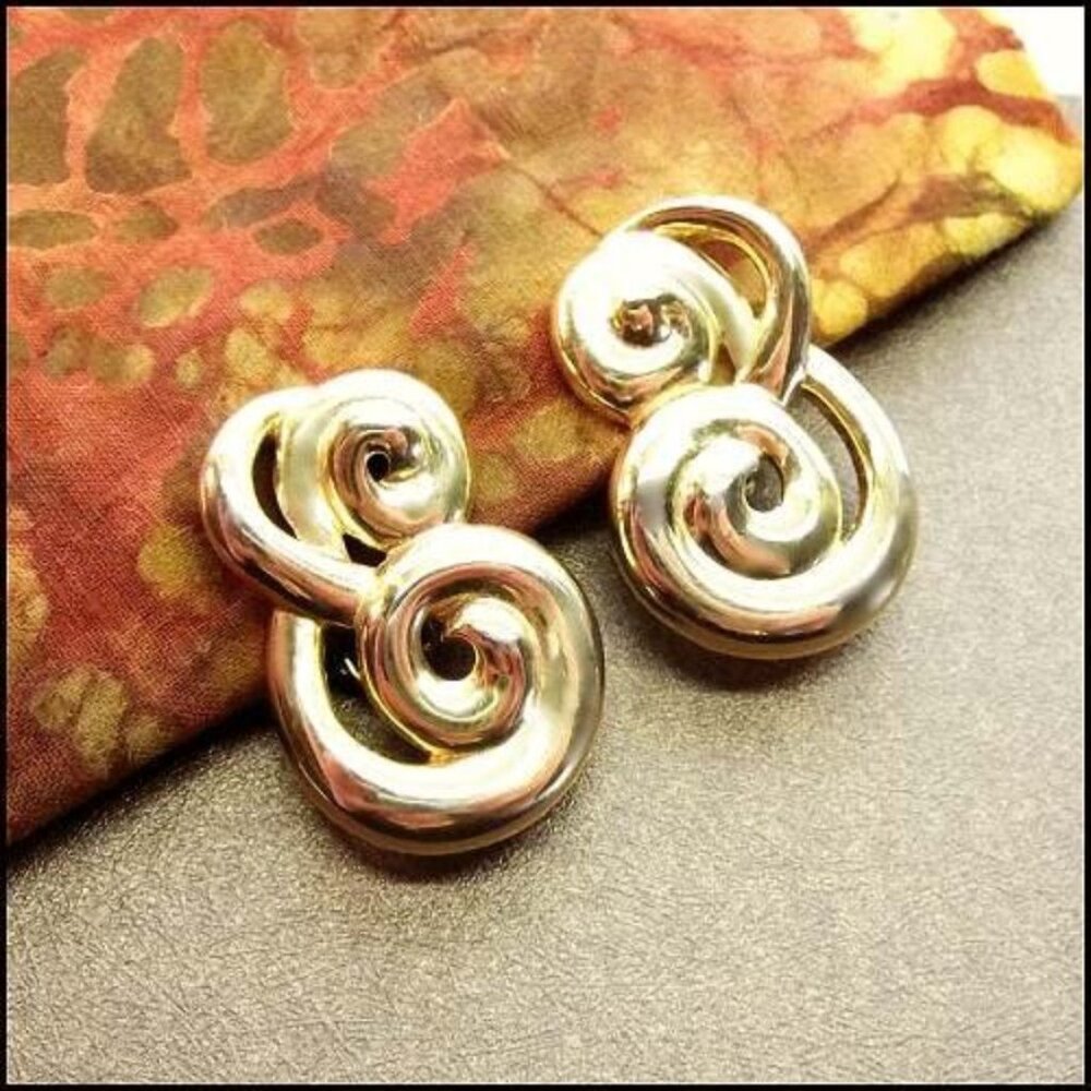 1980s Anne Klein Signed Retro Vintage Gold Earrings 15580